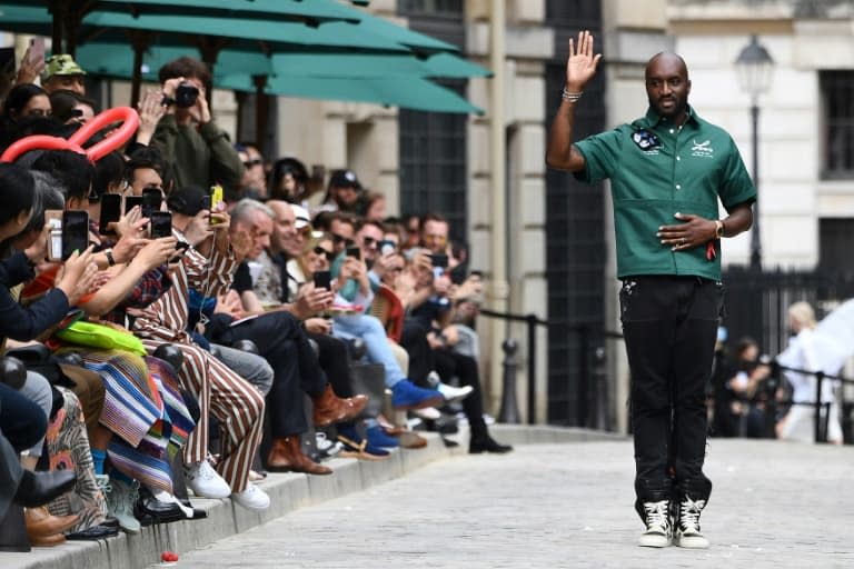 Le designer américain Virgil Abloh le 20 juin 2019 après le défilé Louis Vuitton Hommes à Paris - Anne-Christine POUJOULAT © 2019 AFP