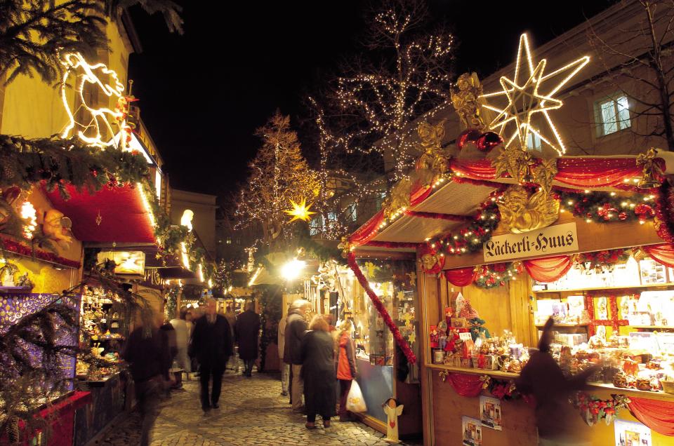 Guests can do some shopping during Viking's Christmas Market River Cruises.