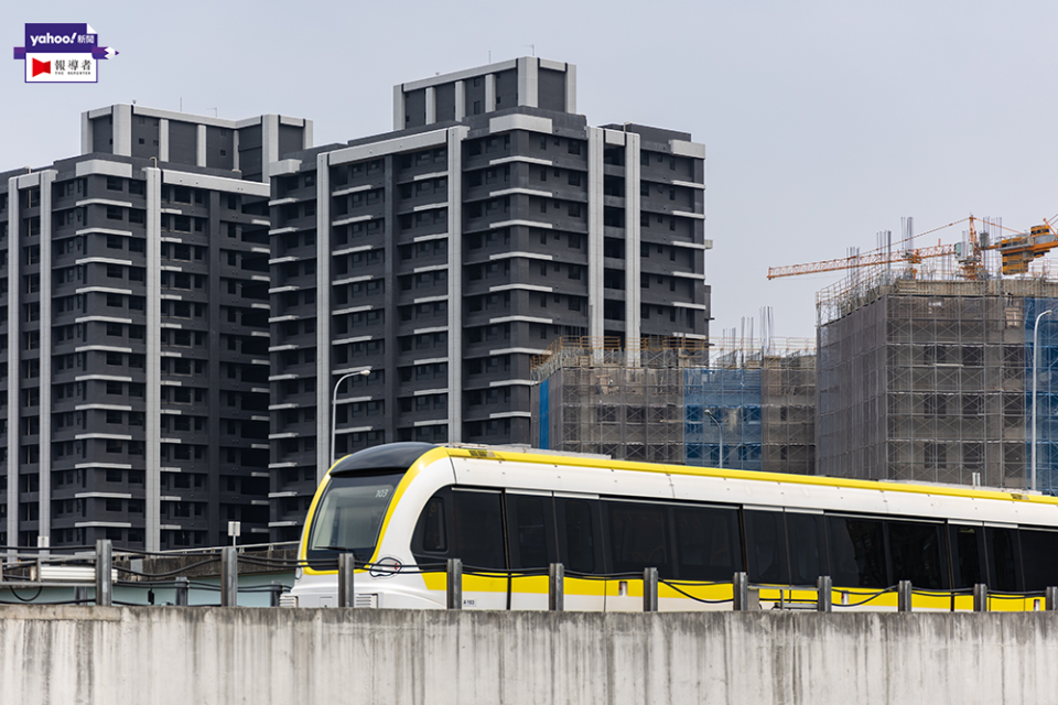 近年雙北捷運路線擴張，沿線房市熱絡，連帶房屋租金也一直高漲，形成一股隱形的推力。（攝影／鄭宇辰）