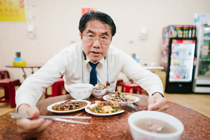 黃偉哲臉書推台南肉燥飯 (圖)