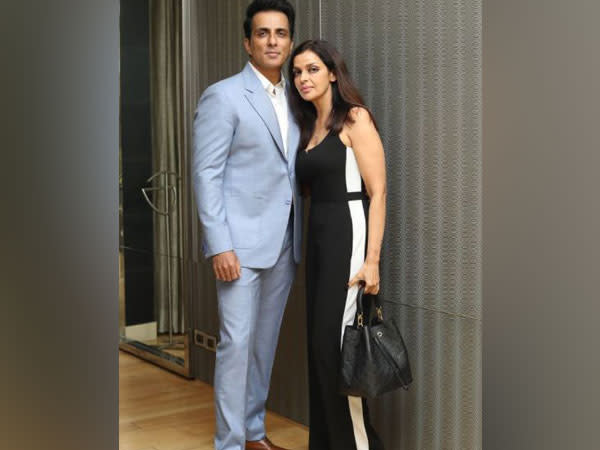 Sonu Sood with wife Sonali Sood (Image source: Instagram)