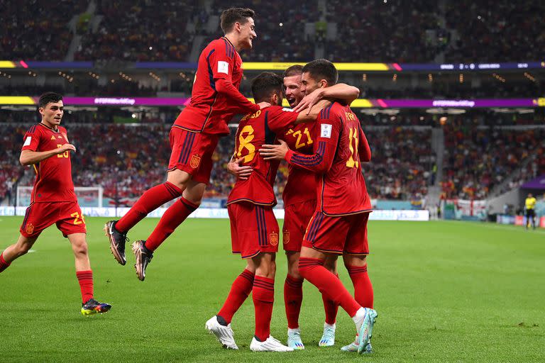 España, que viene de golear 7-0 a Costa Rica, puede asegurarse su clasificación a octavos de final si derrota a Alemania