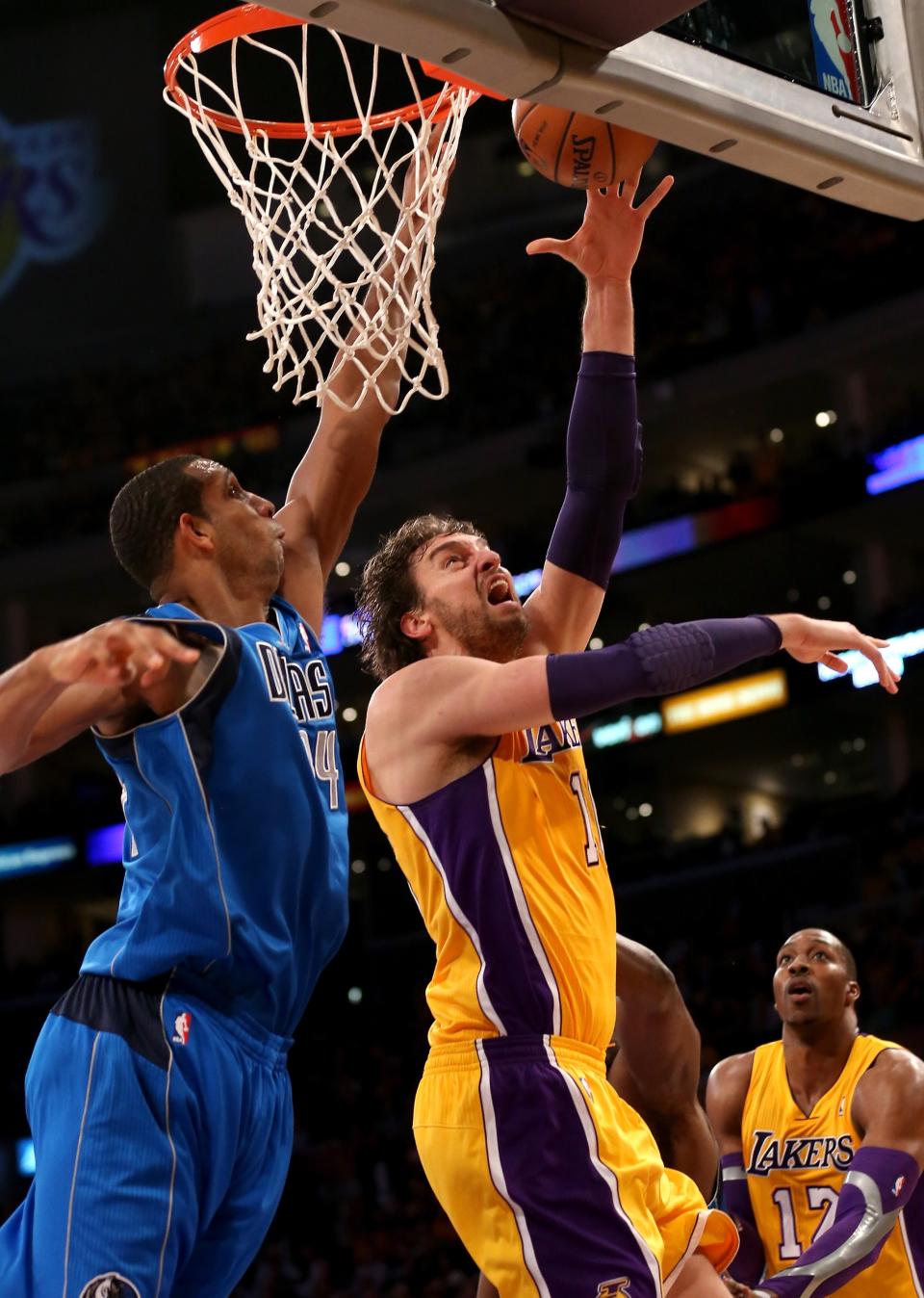 Dallas Mavericks v Los Angeles Lakers