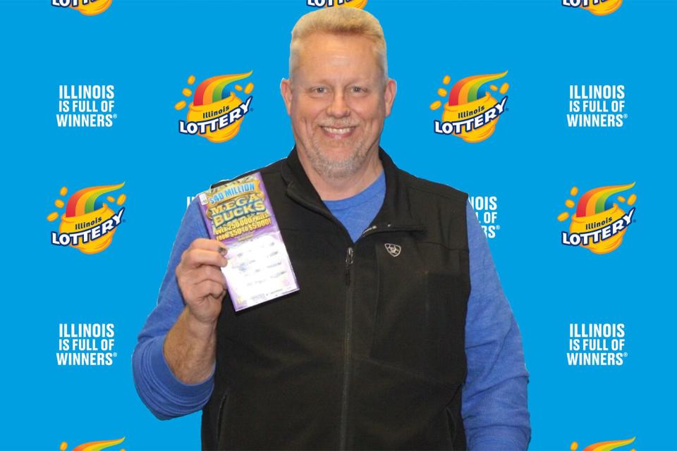 <p>Illinois Lottery</p> Kevin Weaver Illinois Lottery Winner