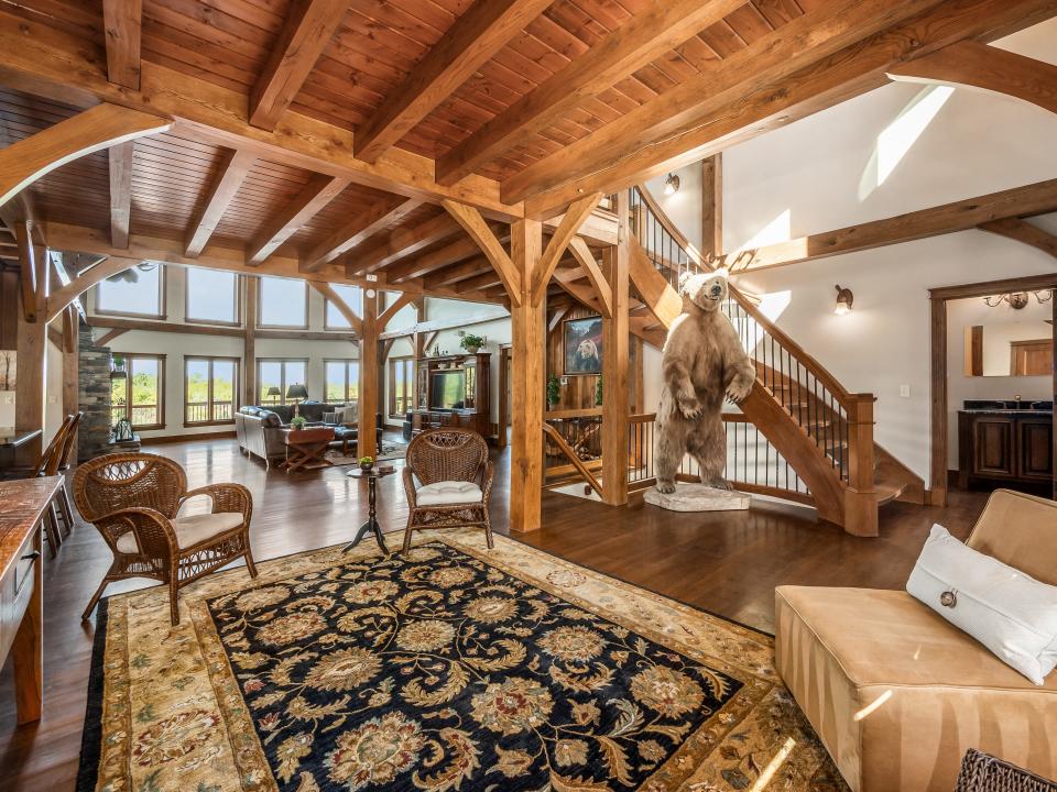 An avid hunter custom built a home listed for $2.59 million near Mount Vernon.