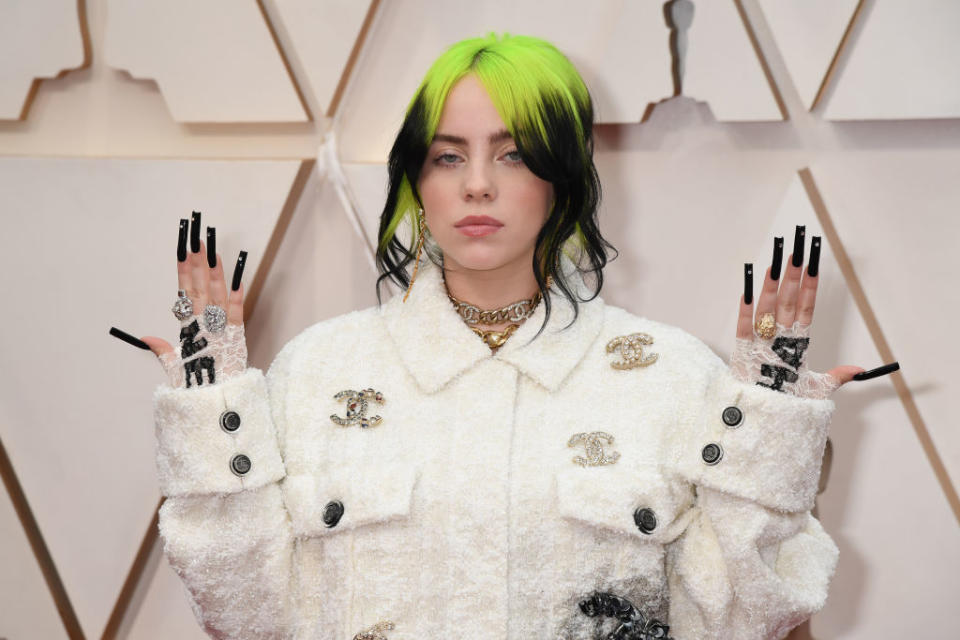 Billie Eilish ist der Meinung, ihre Generation habe die Verpflichtung, aufzustehen und über Ungerechtigkeiten zu sprechen. (Bild: Getty Images)