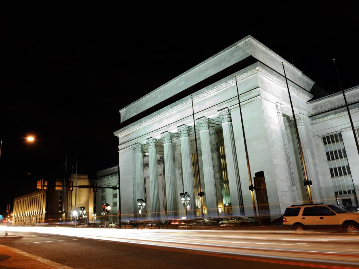 "Night traffic in front of 30th Street Station in Philadelphia, Pennsylvania, USA"