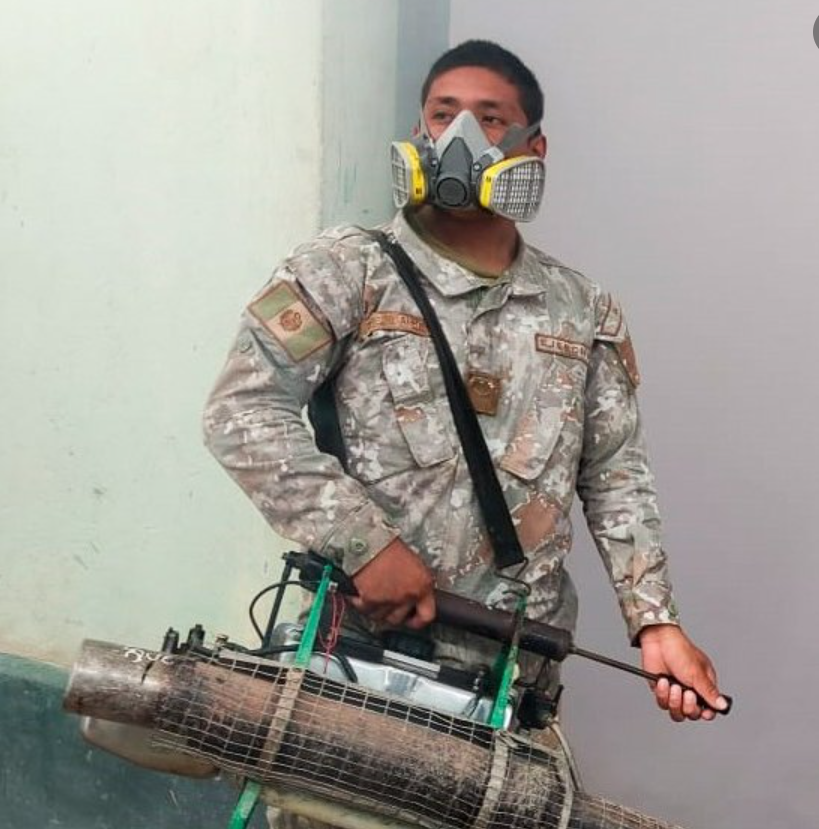 More than 20 members of the First Infantry Brigade of the Ejército del Perú were trained in the handling of thermonebulizers, to contribute in the spraying and vector control a dengue outbreak in Peru.