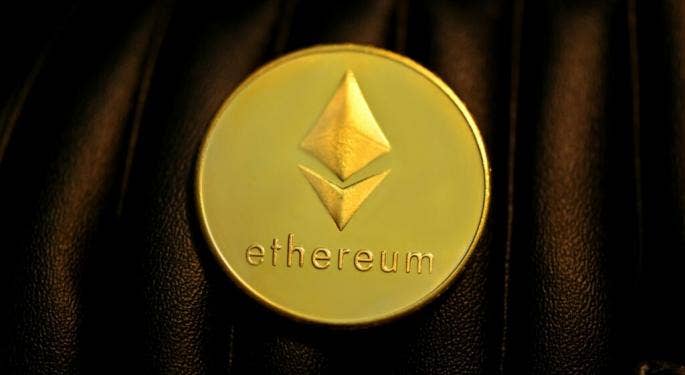 Ethereum queda atrás ante la fortaleza de los ETF de Bitcoin