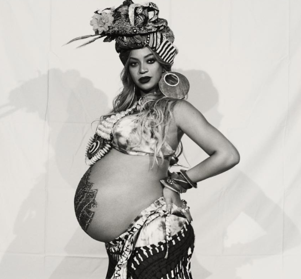 Beyoncé again looked like an earth mother at her baby shower. (Photo: Beyoncé via Instagram)