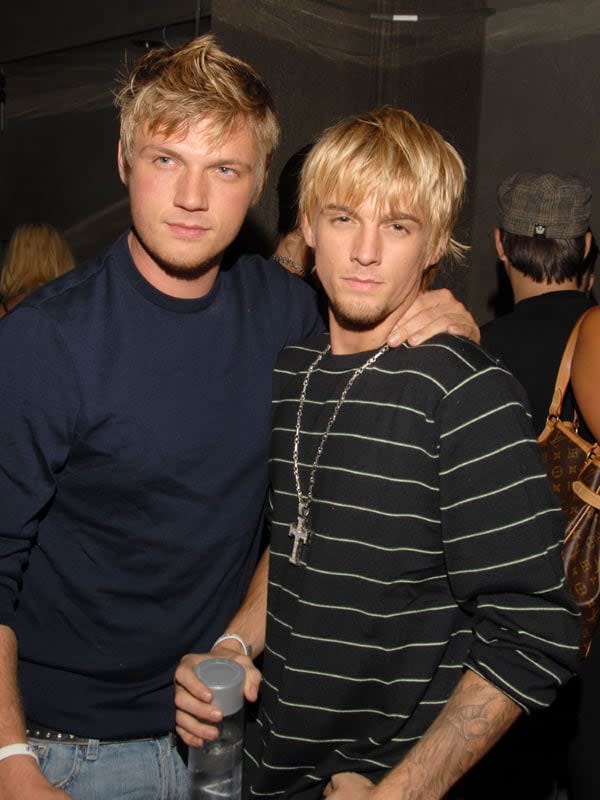 Nick Carter junto a su hermano Aaron