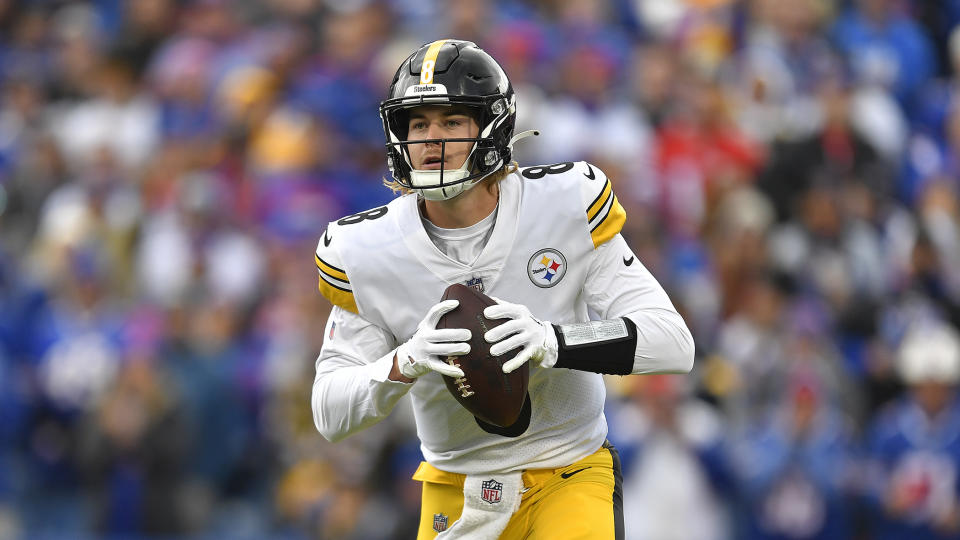 Pittsburgh Steelers quarterback Kenny Pickett (8) looks to pass during the first half of an NFL football game against the Buffalo Bills in Orchard Park, N.Y., Sunday, Oct. 9, 2022. (AP Photo/Adrian Kraus)