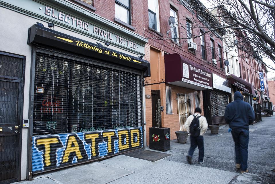 Electric Anvil Tattoo opened shop on Crown Heights' Franklin Avenue in 2015. While newly opened businesses say they cater to both new and old residents, in practice, long-standing residents may not patronize them. (Photo: Damon Dahlen/HuffPost)