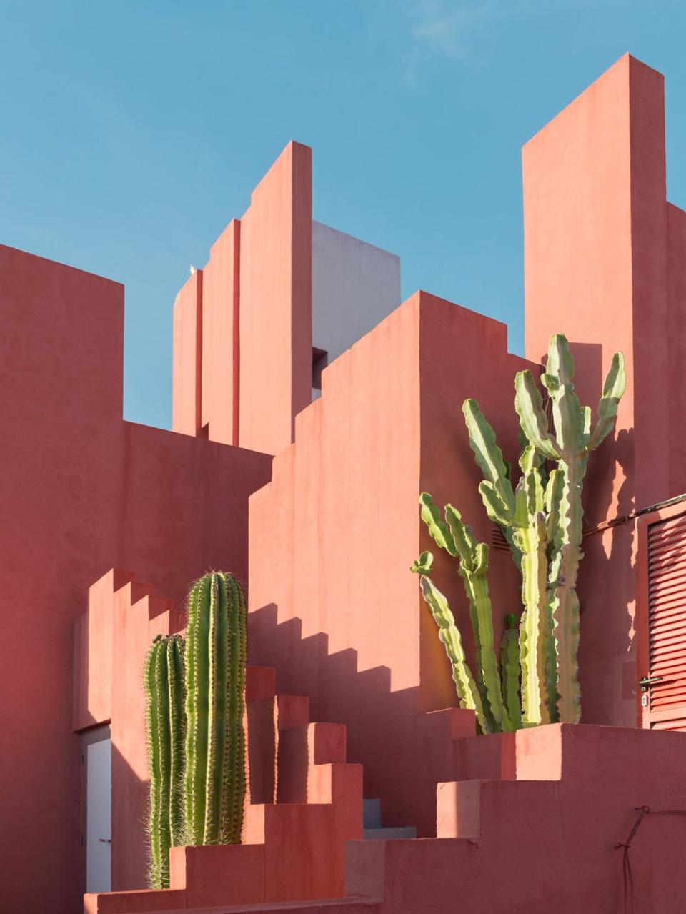 La Muralla Roja, SpainAndrés Gallardo Albajar