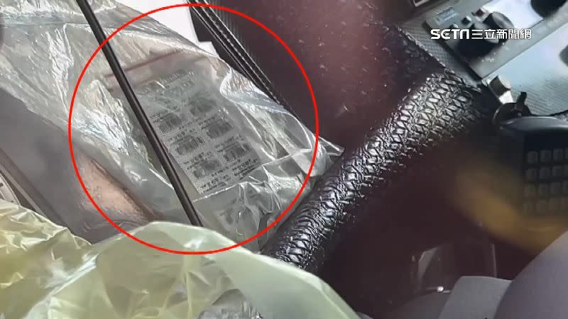 遊覽車上發現駕駛的隨身藥品，他的身體狀況有沒有問題，也成了檢方調查的方向。