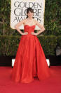 Golden Globes 2013: Zooey Deschanel ppzed glamour in Oscar de la Renta © Getty