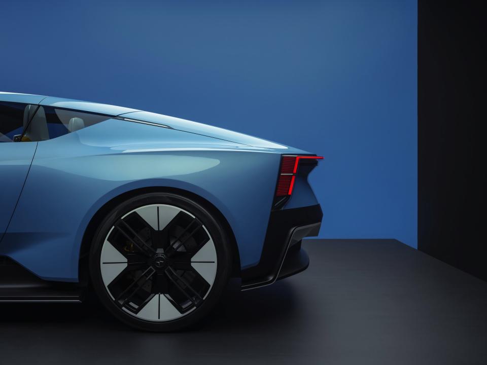 <p>Polestar 6</p>
