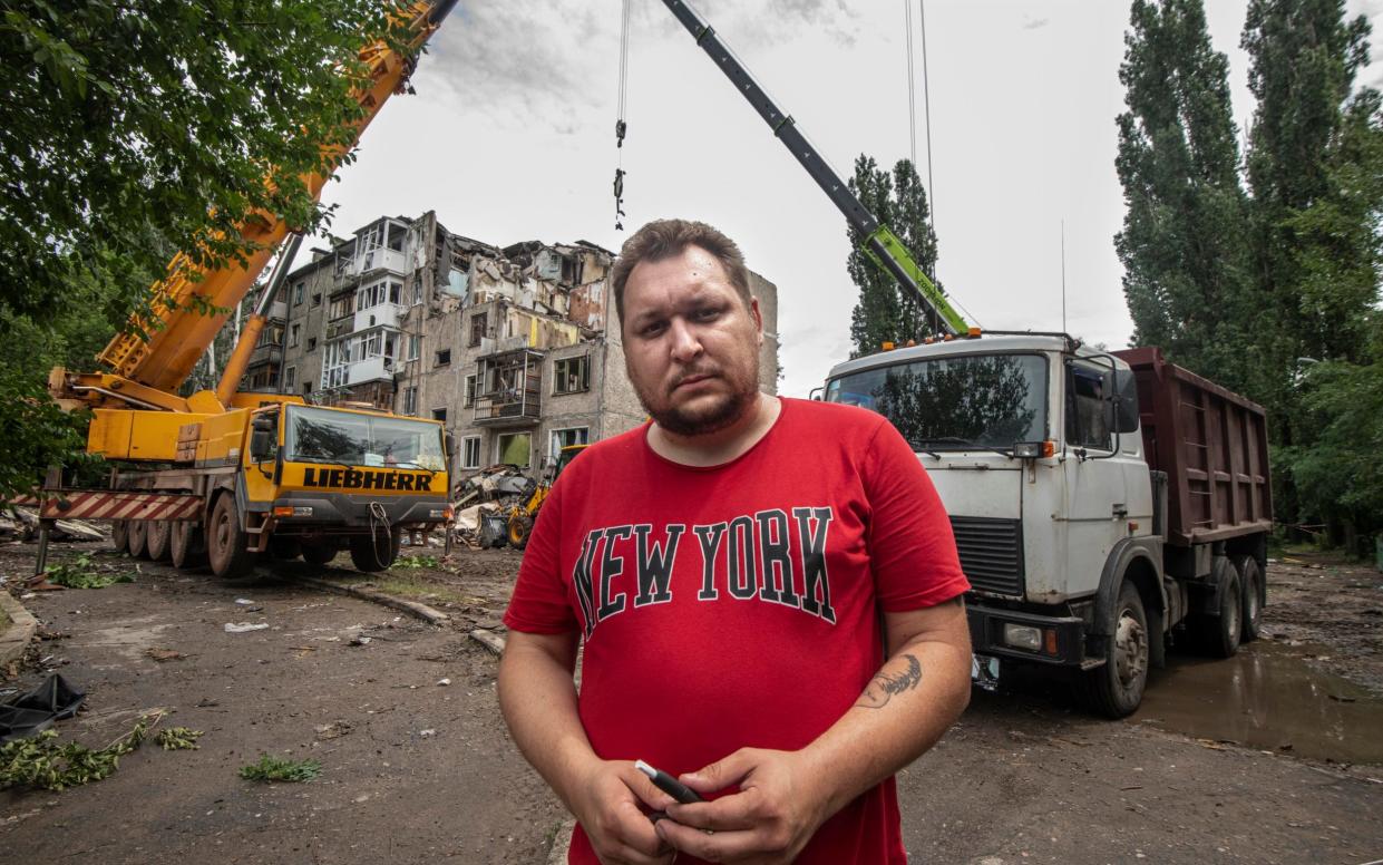 Mykolaiv apartment block attack - Julian Simmonds for The Telegraph