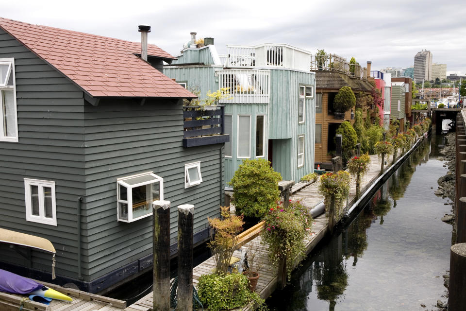 Waterfront Homes in Seattle Washington