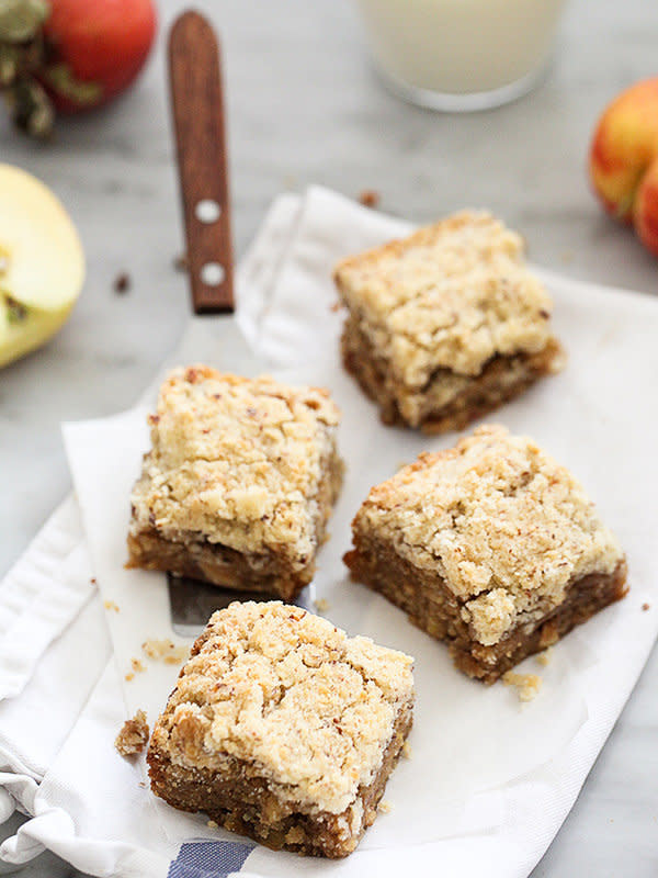 <strong>Get the <a href="http://www.foodiecrush.com/apple-blondies-with-cinnamon-almond-streusel/" target="_blank">Apple Blondies with Cinnamon Almond Streusel recipe</a> from Foodie Crush</strong>
