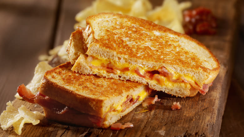 grilled cheese with meat