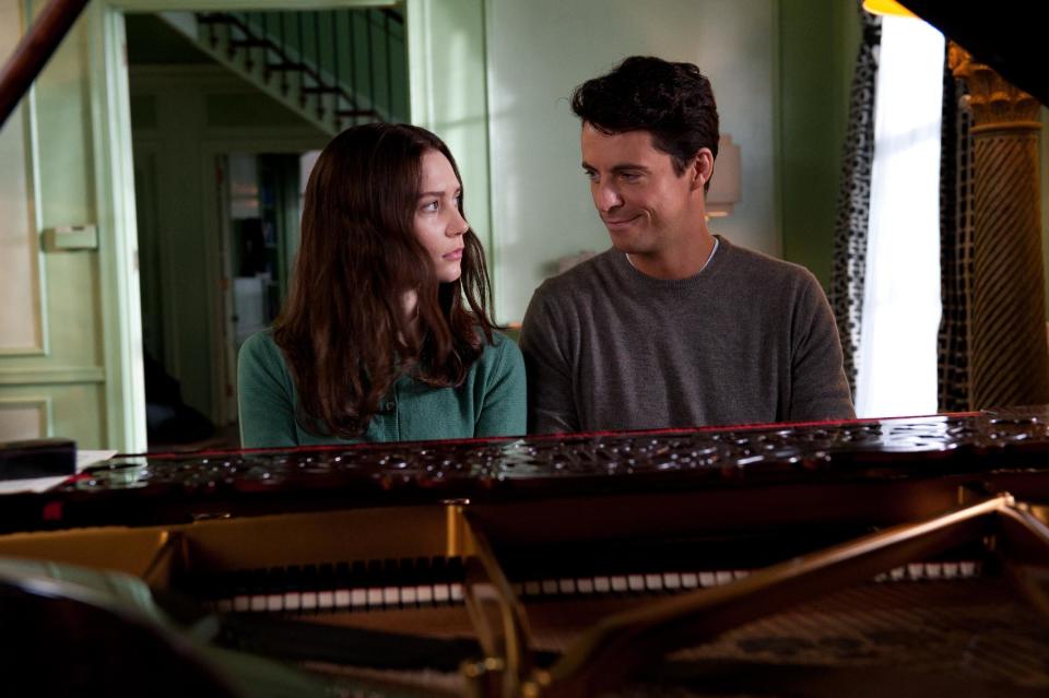 This film image released by Fox Searchlight Pictures shows Mia Wasikowska, left, and Matthew Goode in a scene from "Stoker." (AP Photo/Fox Searchlight Pictures)