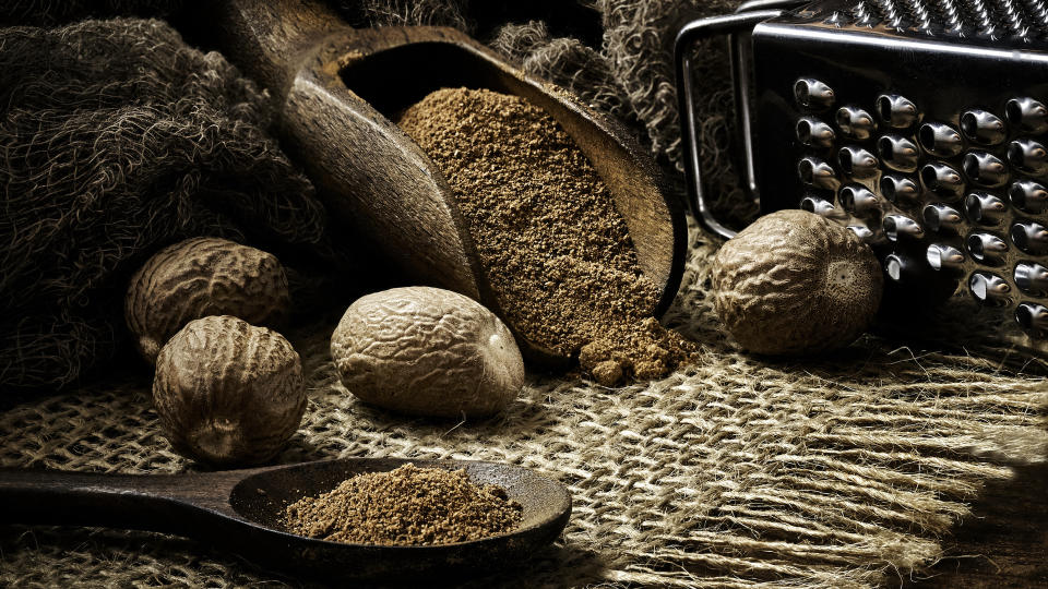 Nutmeg in powder and whole form