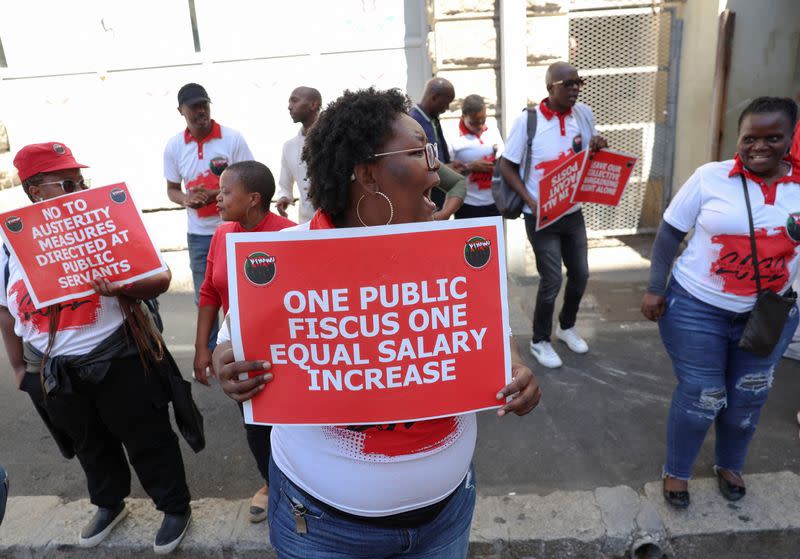 South African public sector union, National Education, Health and Allied Workers' Union protests over wage disputes in Cape Town