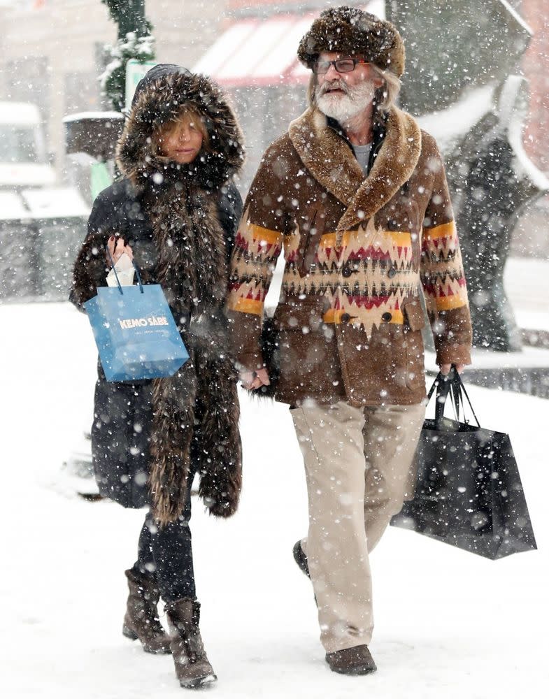 Goldie Hawn (left) and Kurt Russell