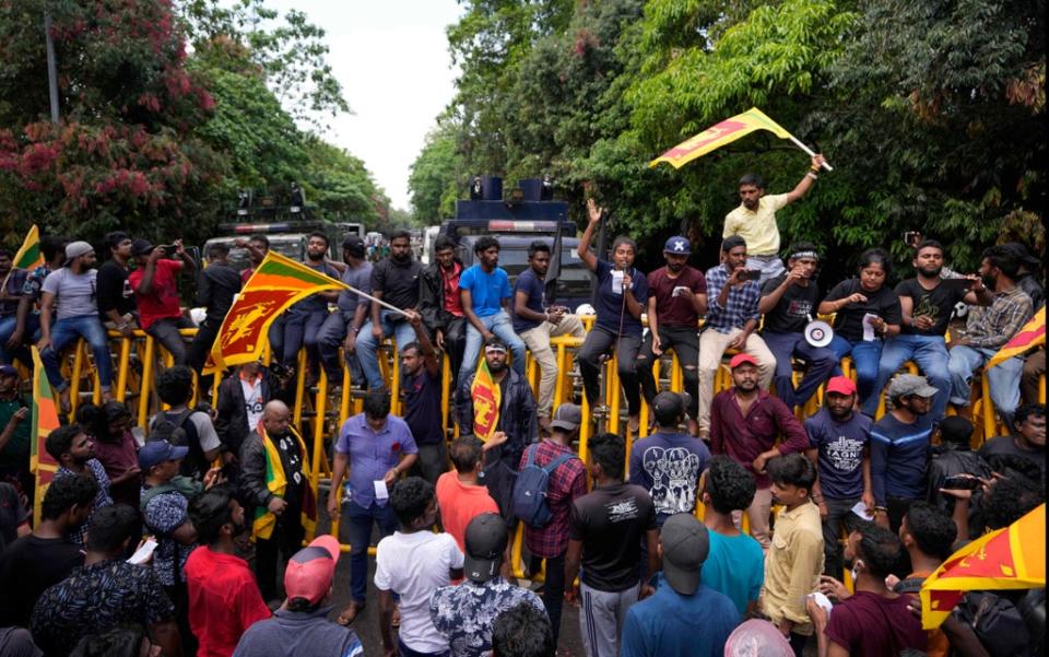 Sri Lankans demand the resignation of the government in Colombo (AP)
