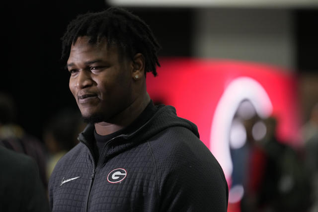 Jalen Carter returns to NFL combine after posting bond