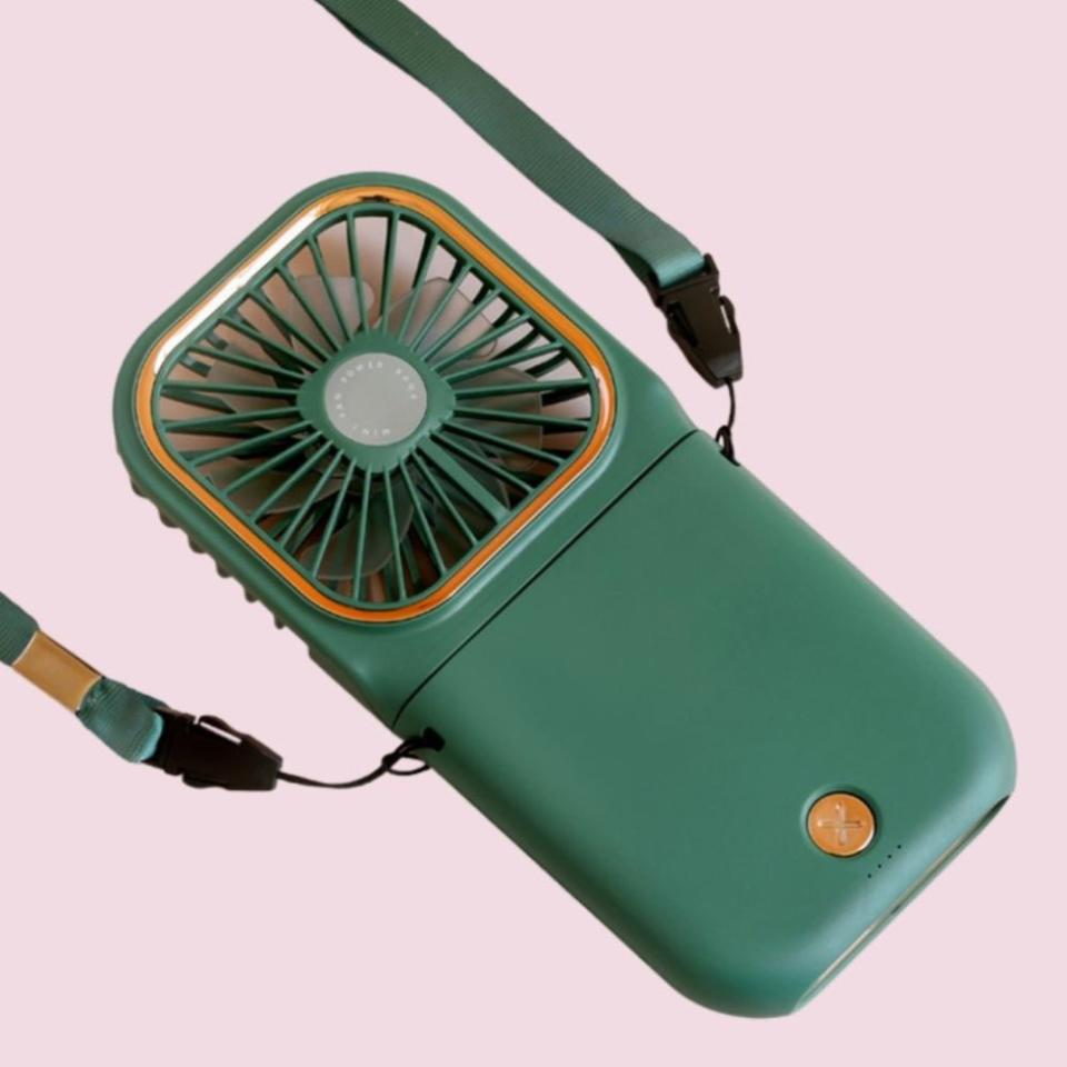 Multitasky PhonePal 3 in 1: Cooling Fan + Power Bank + Phone Stand