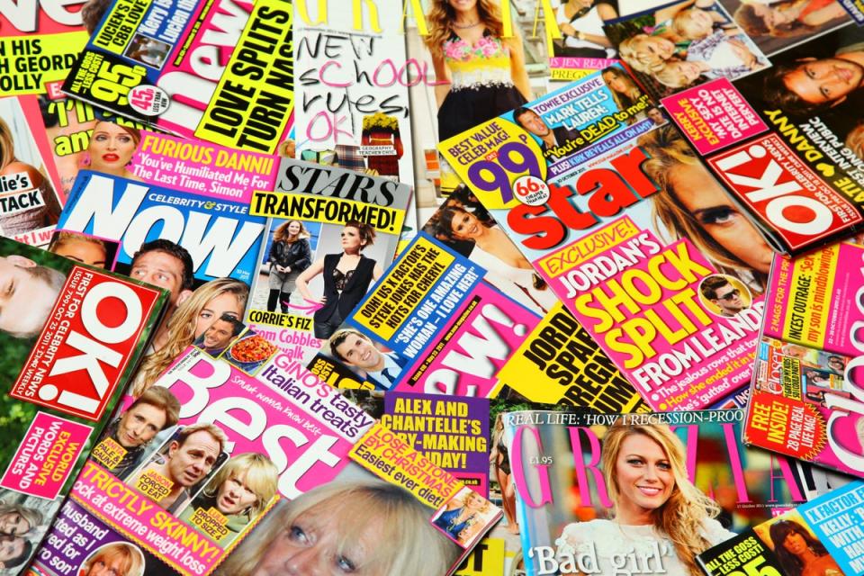 Una selección de revistas británicas de chismes de principios de la década de 2010 (Getty Images)