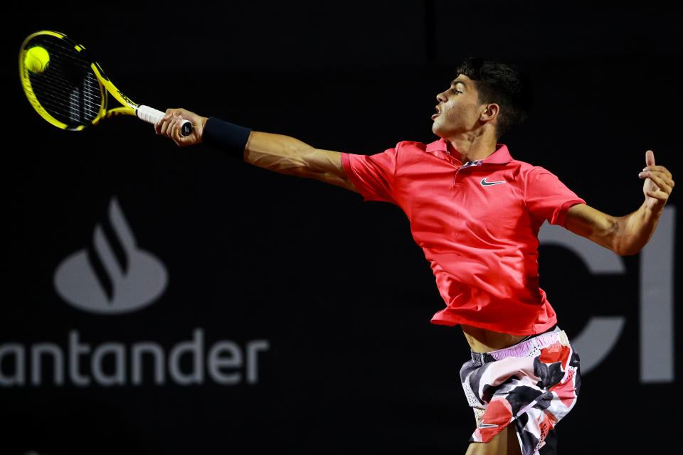 RIO DE JANEIRO, BRAZIL - FEBRUARY 19: Carlos Alcaraz of Spain returns a shot to Federico Coria of Argentina during the ATP Rio Open 2020 at Jockey Club Brasileiro on February 19, 2020 in Rio de Janeiro, Brazil. (Photo by Buda Mendes/Getty Images)