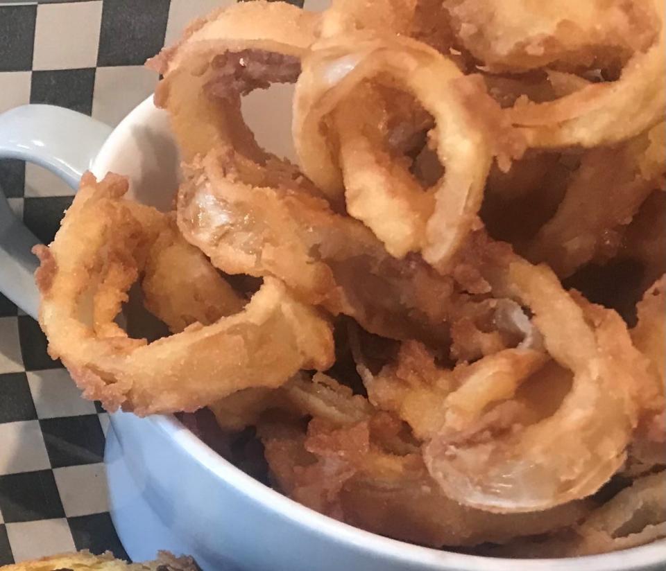Onion rings are super crunchy at the Urban Kitchen restaurant in the Prices Corner Shopping Center on March 9, 2023.