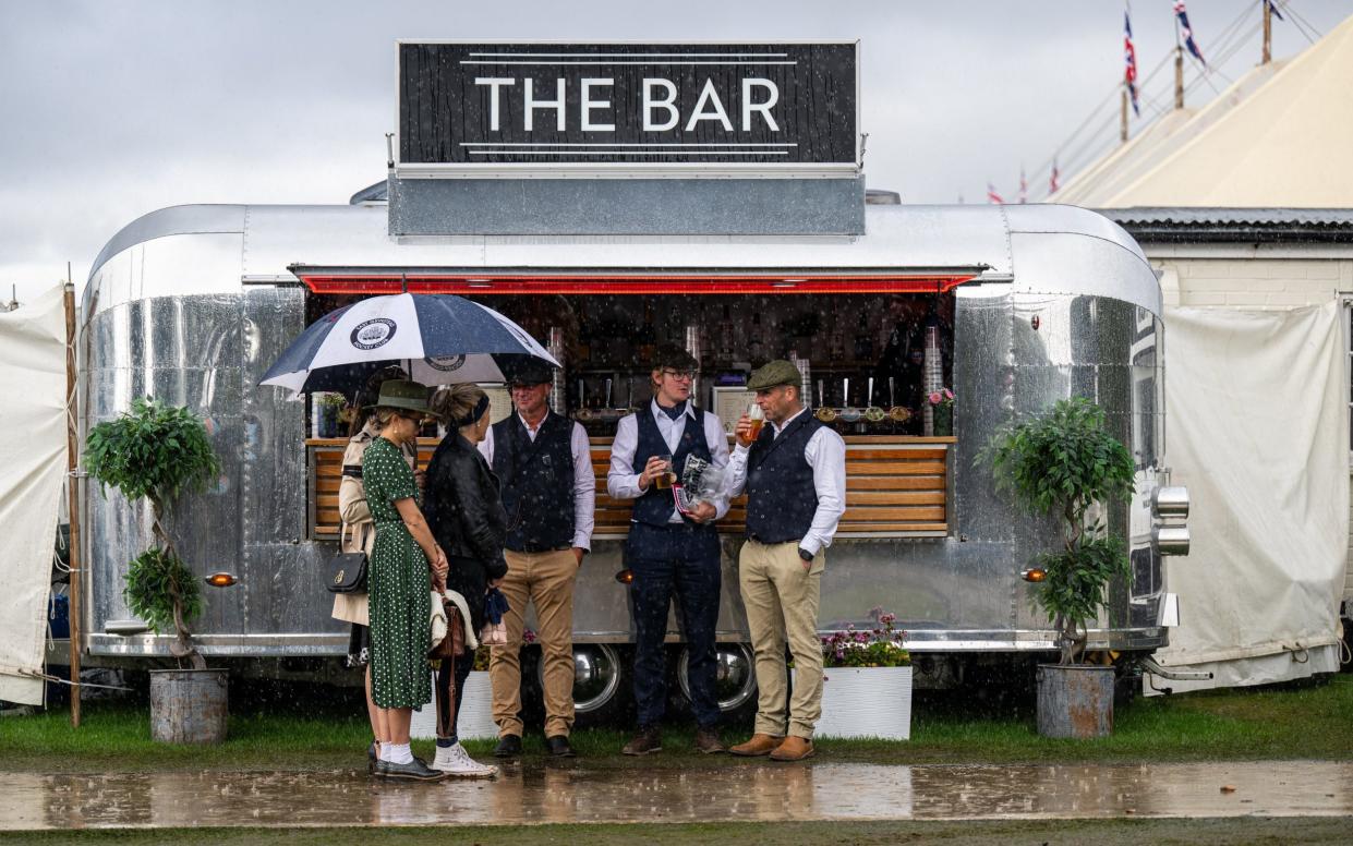 Wet weather returns to the final day of Goodwood Revival in West Sussex