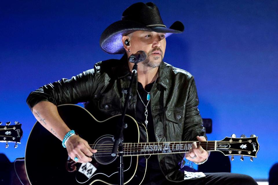 <p>Jason Kempin/Getty </p> Jason Aldean