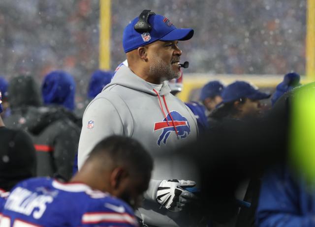 Buffalo Bills name Eric Washington DL coach