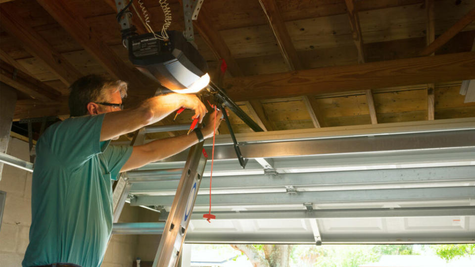 DIY garage door repair