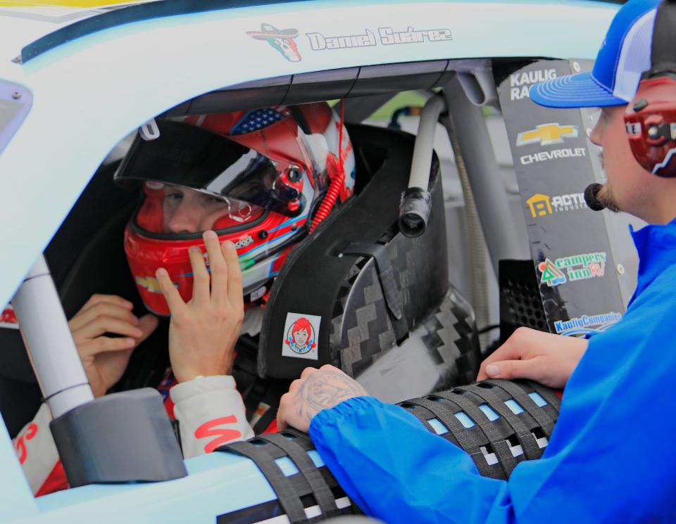 No.14 Daniel Suarez puts his helmet on before the qualifying run, Saturday February 17, 2024 for the United Rentals 300 at Daytona International Speedway.