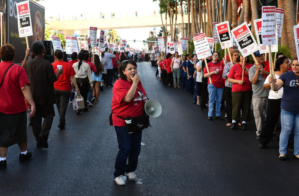 Culinary union members demonstrate outside The Cosmopolitan of Las Vegas in June 2013. The famously militant union is wary of jeopardizing its hard-fought gains. (Photo: Ethan Miller/Getty Images)