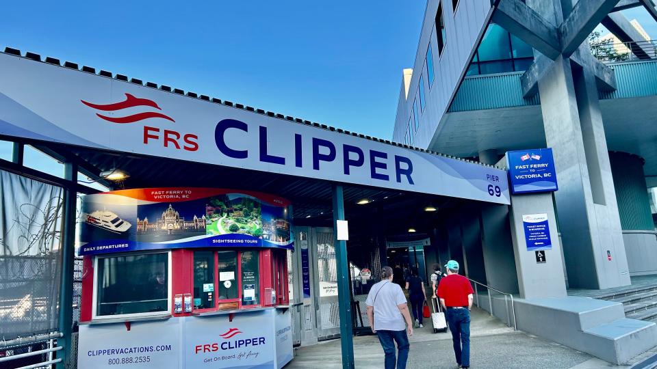 FRS Clipper booth and Pier 69 sign