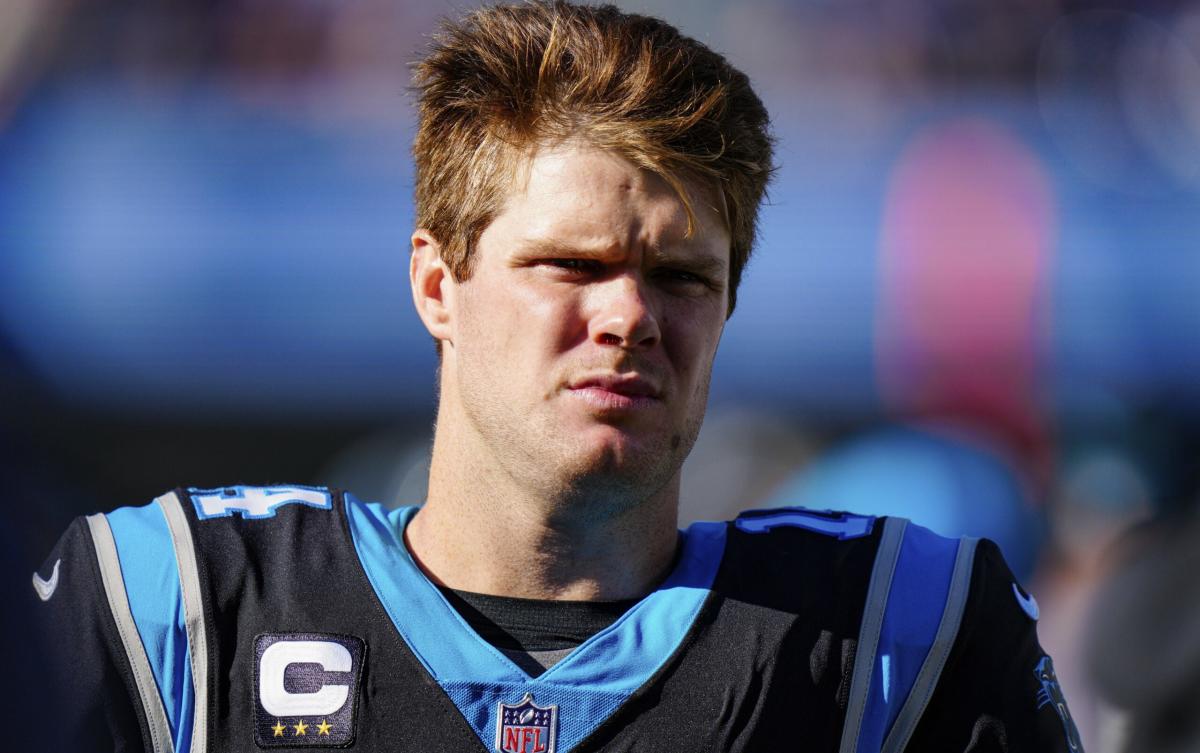 Panthers QB Sam Darnold the innocent victim of Eli Manning's