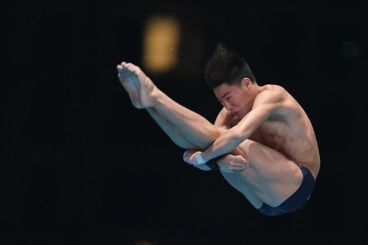 KUALA LUMPUR, MALAYSIA - SEPTEMBER 08:  Jonathan Chan of Singapore in action during Men 10 Platform final at the 8th Asian Diving Cup 2019 on September 08, 2019 at Bukit Jalil National Aquatic Centre in Kuala Lumpur, Malaysia. (Photo by How Foo Yeen/Getty Images)