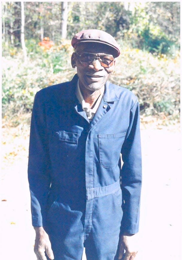 A photo of George Gibson featured on the South Asheville Cemetery Association website, believed to be taken in the 1990s.