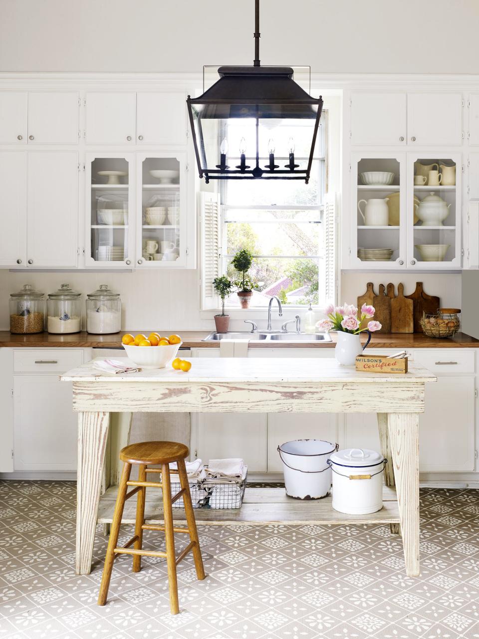 25 Farmhouse Decor Ideas That Perfectly Blend Old and New Styles