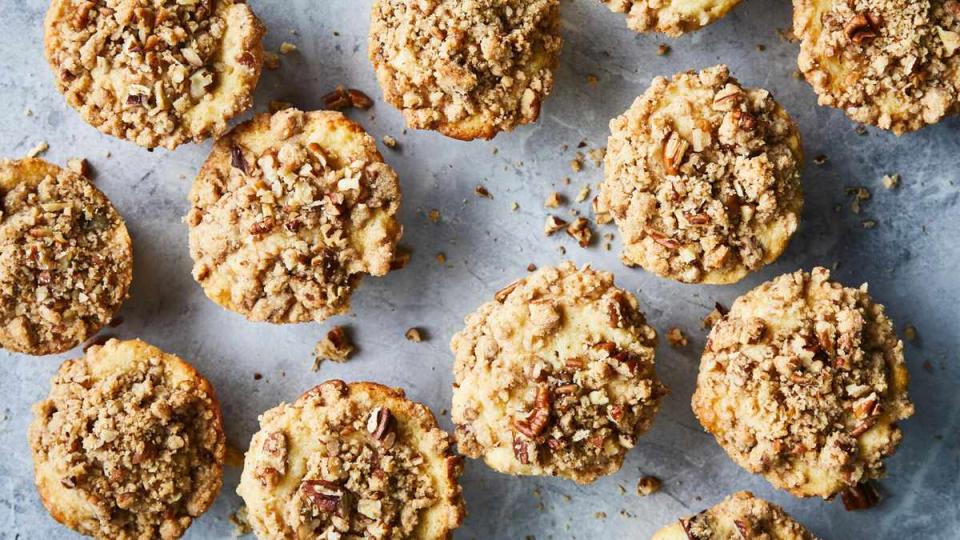 Coffee Cake Muffins