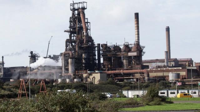 Tata Steel: Port Talbot steelworks gets £500m by UK government - BBC News