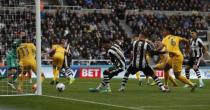 Britain Football Soccer - Newcastle United v Preston North End - Sky Bet Championship - St James' Park - 24/4/17 Newcastle's Ayoze Peres scores their first goal Mandatory Credit: Action Images / Lee Smith Livepic