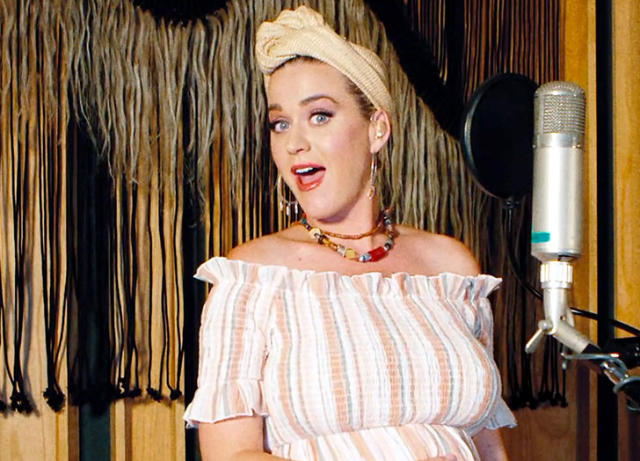 Katy Perry Shared an Extremely Candid Post-Birth Selfie & All Moms Will Be  Able to Relate